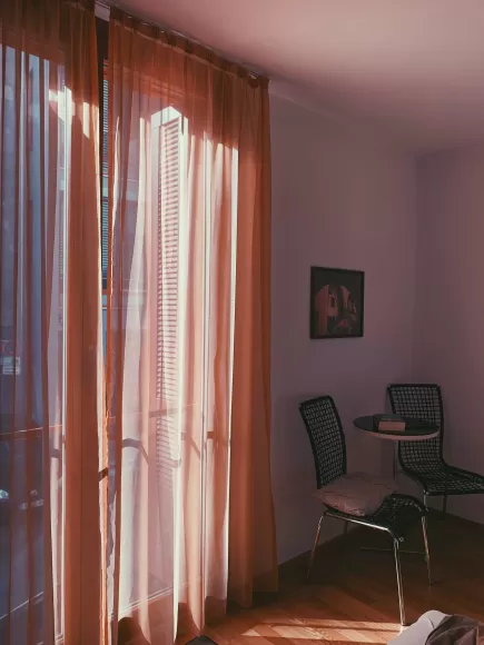 Tuyệt chiêu “đối phó” với thời tiết ẩm ương cho cô nàng yêu tóc