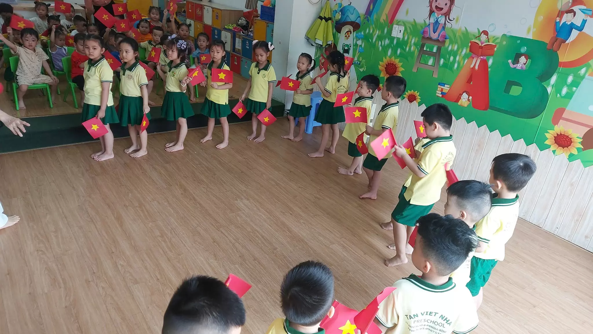 TRƯỜNG MẦM NON TRÍ TÂM MONTESSORI