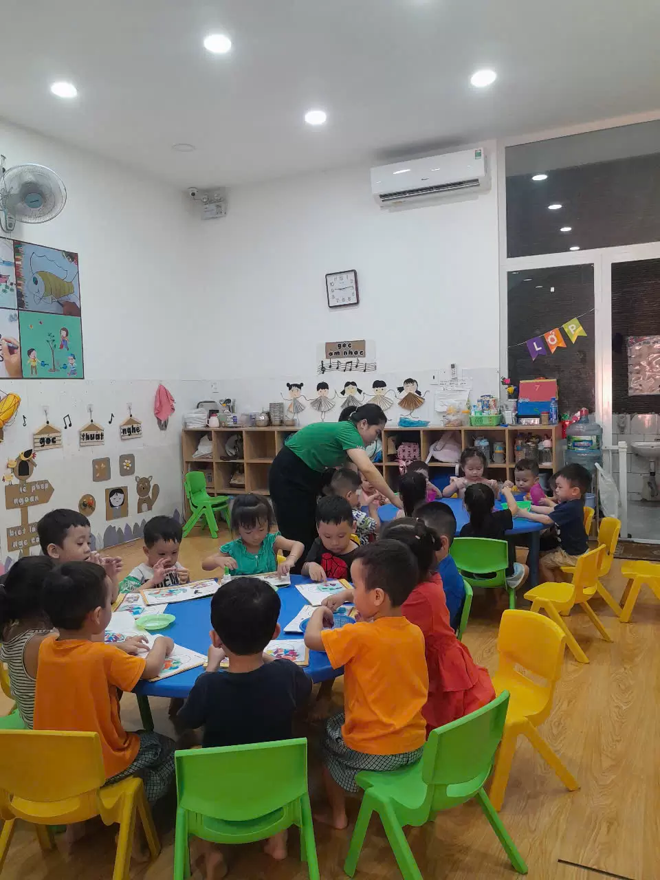 TRƯỜNG MẦM NON TRÍ TÂM MONTESSORI