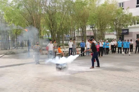 Vì sao bảo vệ cần có chứng chỉ nghiệp vụ và phòng cháy chữa cháy?
