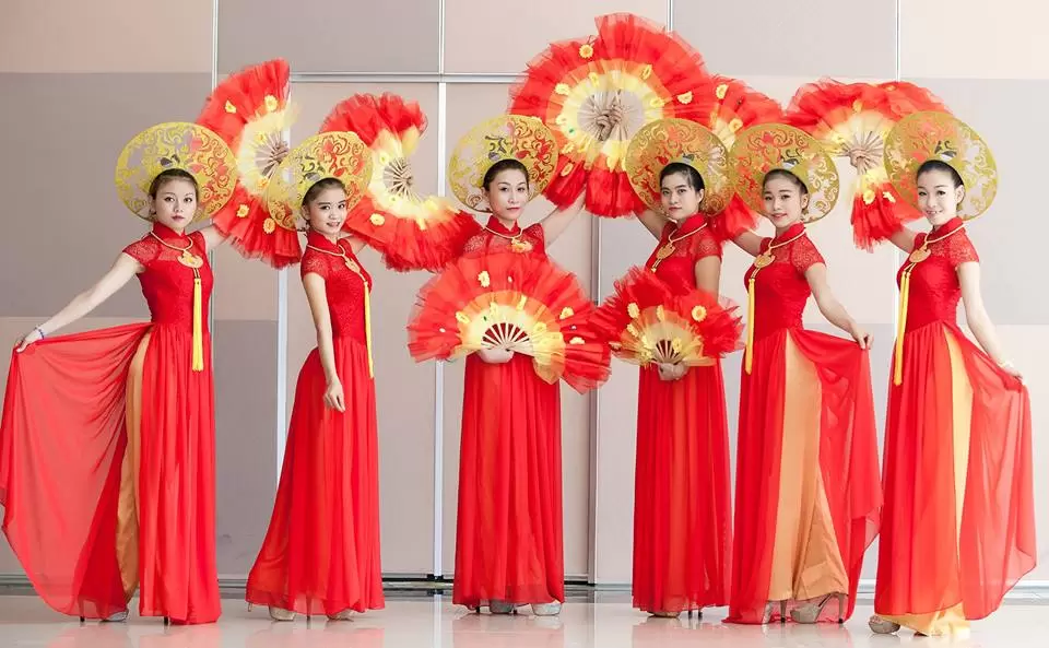 Trang phục múa 