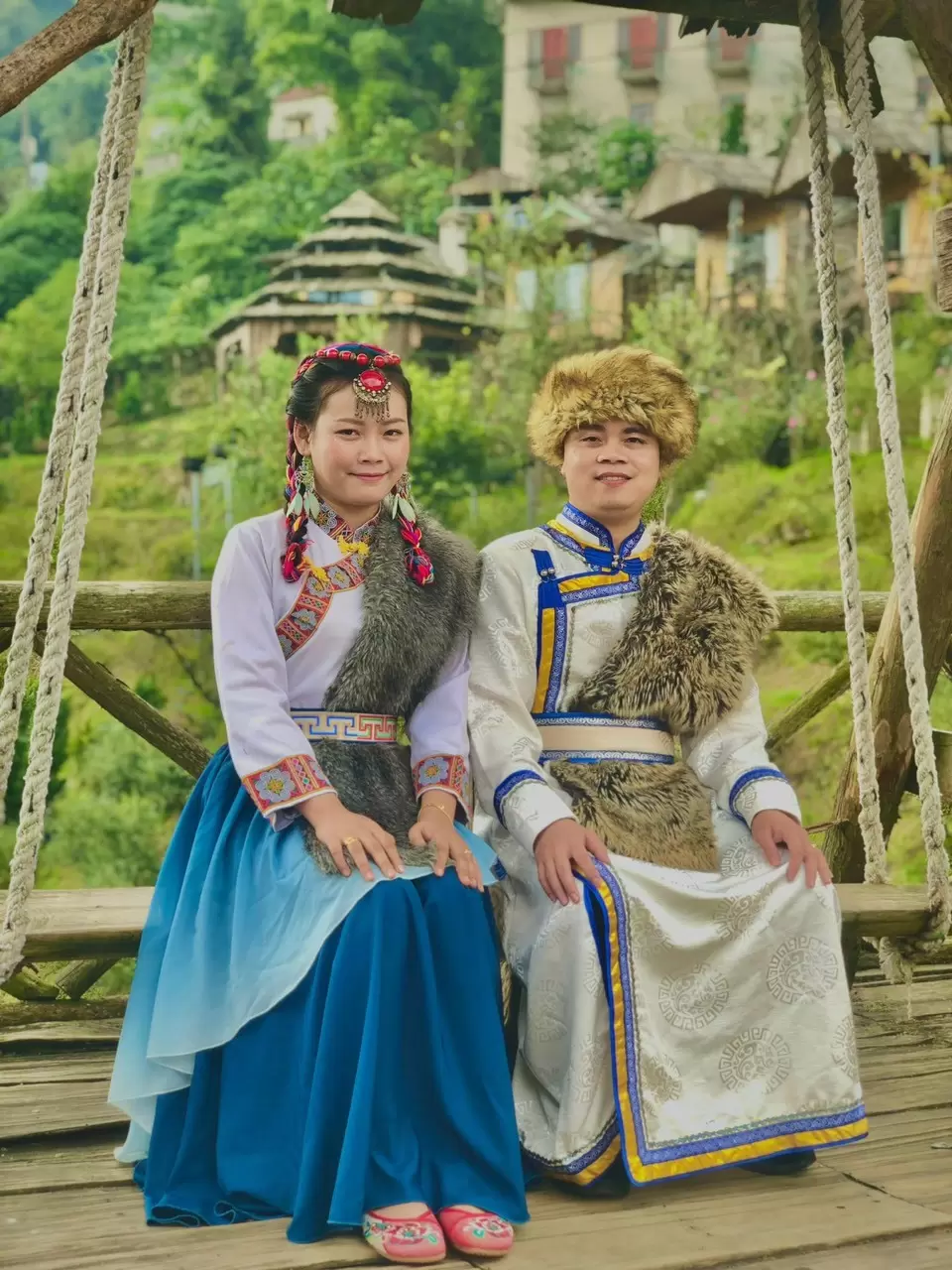 Đồ cổ trang