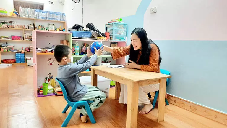 TRẺ TĂNG ĐỘNG GIẢM CHÚ Ý