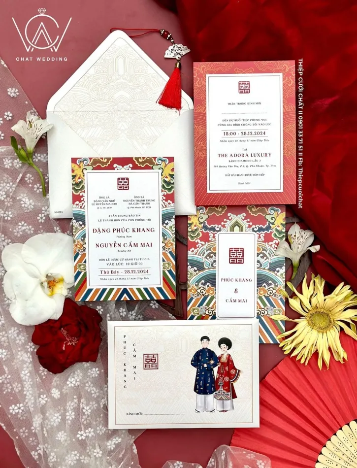 Sexy Clutches: How to Buy & Wear a Designer Clutch Bag